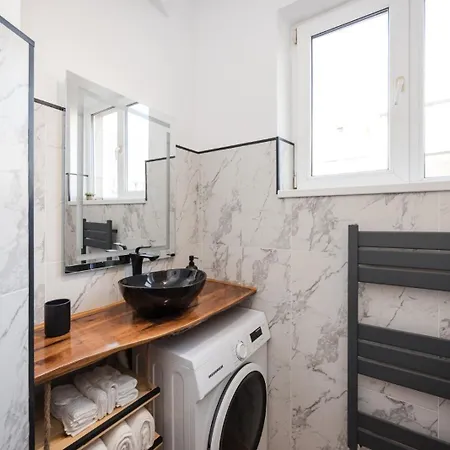 Appartement 'sunset Oldtown By Chr Luxury Boekarest